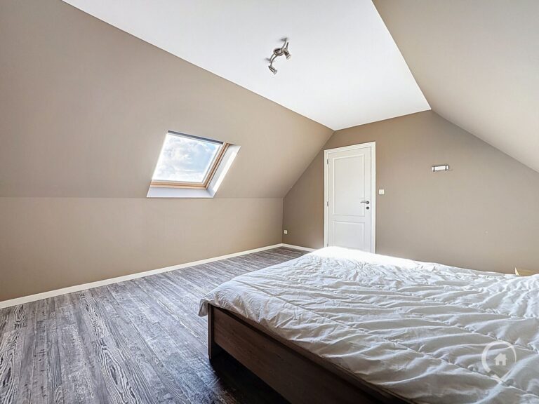 Condrogest - OPTION Villa 7 chambres avec vue à vendre à Hastière