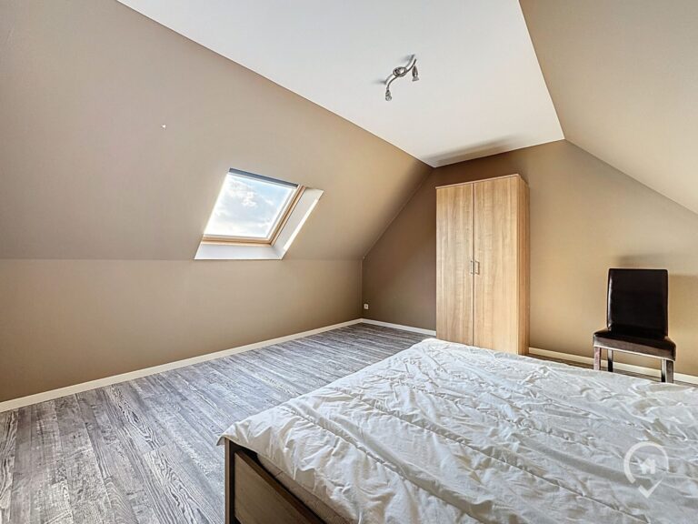 Condrogest - OPTION Villa 7 chambres avec vue à vendre à Hastière