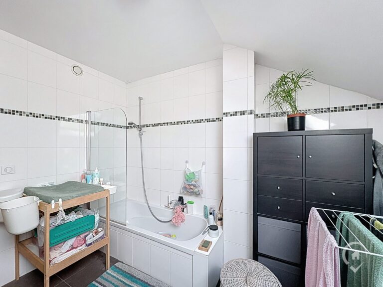 Condrogest - Appartement 2 chambres à louer au centre de Ciney LOUE