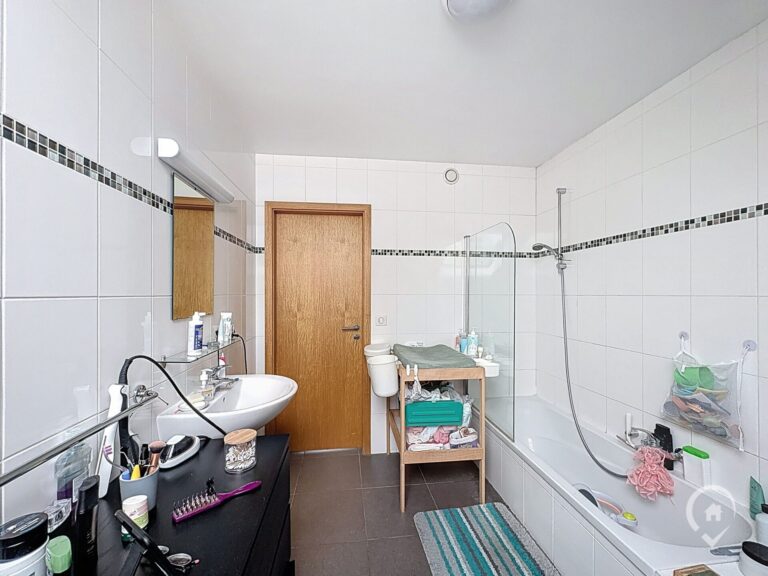 Condrogest - Appartement 2 chambres à louer au centre de Ciney LOUE