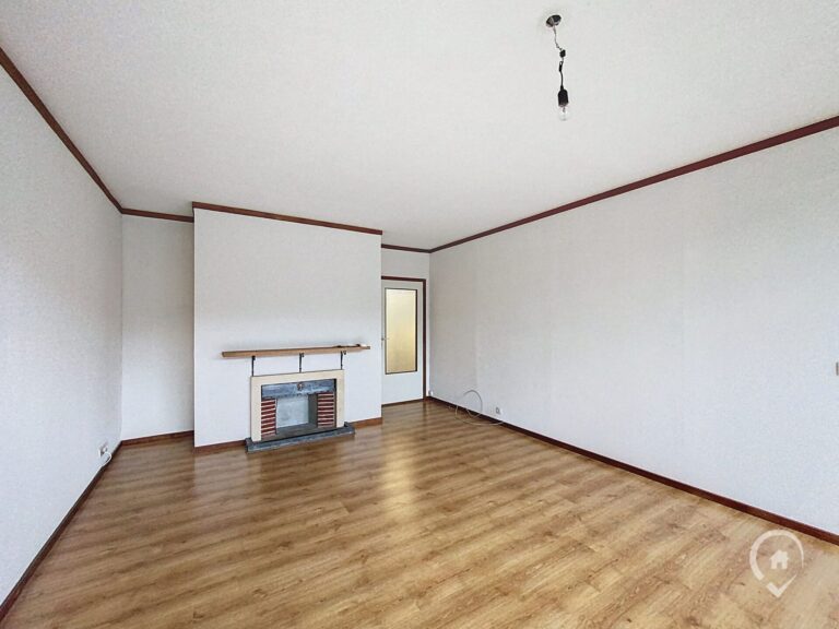 Condrogest - Appartement 2 chambres à louer à Anseremme - vue sur Meuse