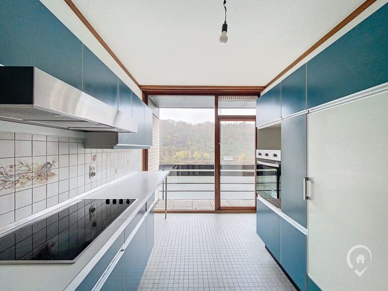 Condrogest - Appartement 2 chambres à louer à Anseremme - vue sur Meuse