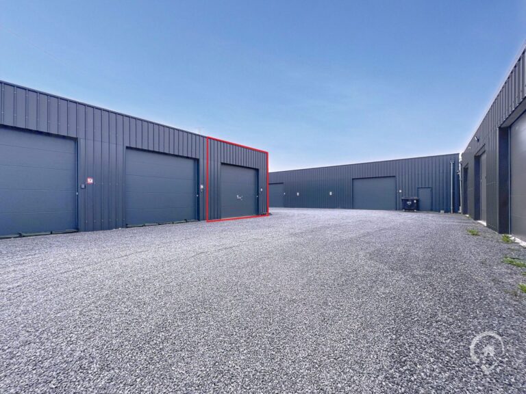 Condrogest - Entrepôt sécurisé à louer dans le zoning d'Achêne