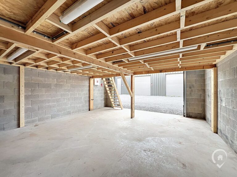 Condrogest - Entrepôt sécurisé à louer dans le zoning d'Achêne