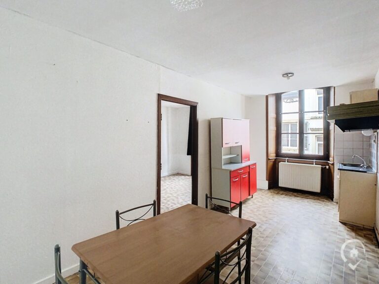 Condrogest - SOUS OPTION !!! Immeuble de rapport - 3 logements
