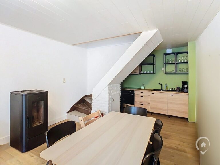 Condrogest - SOUS OPTION !!! Superbe maison mitoyenne 3 chambres fraîchement rénovée !