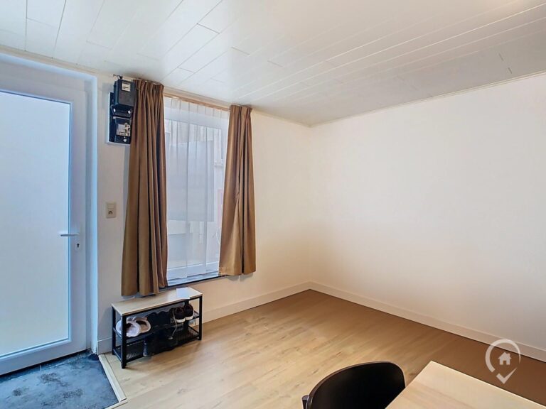 Condrogest - SOUS OPTION !!! Superbe maison mitoyenne 3 chambres fraîchement rénovée !