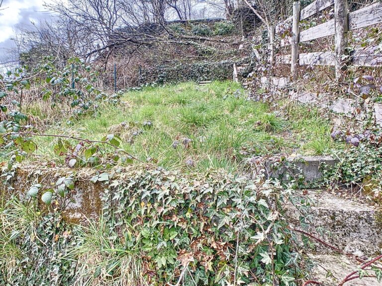 Condrogest - SOUS OPTION !!! Superbe maison mitoyenne 3 chambres fraîchement rénovée !