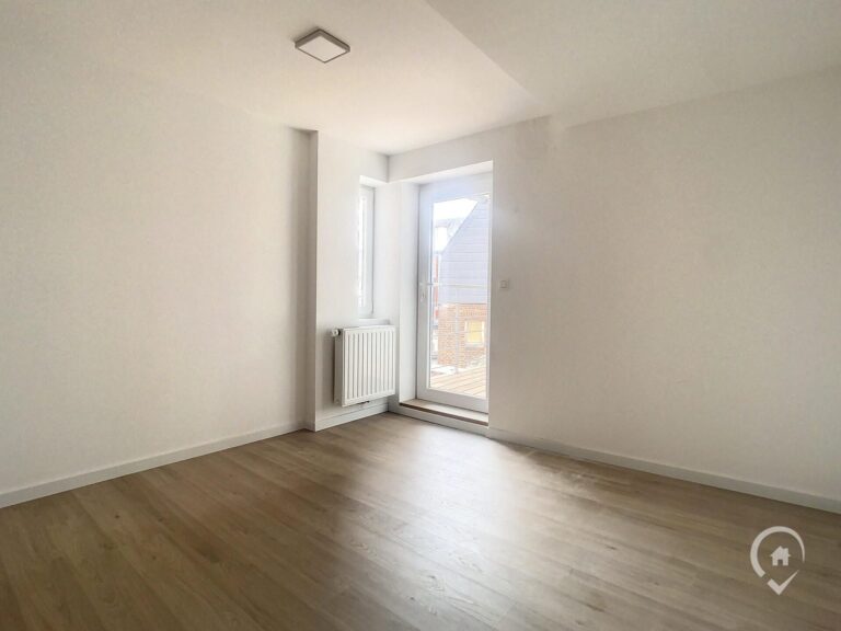 Condrogest - Appartement 2 chambres à louer au centre de Marche SOUS OPTION