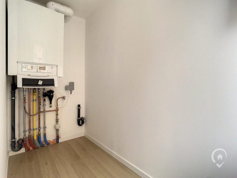 Condrogest - Appartement 2 chambres à louer au centre de Marche SOUS OPTION