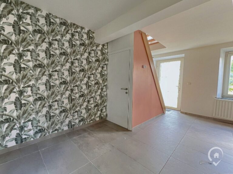 Condrogest - SOUS OPTION !!! Maison entièrement rénovée 2 chambres et jardin