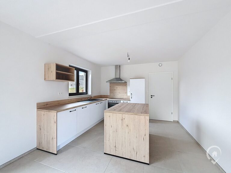 Condrogest - Maison 4 façades à vendre sur une parcelle de 7,33 ares