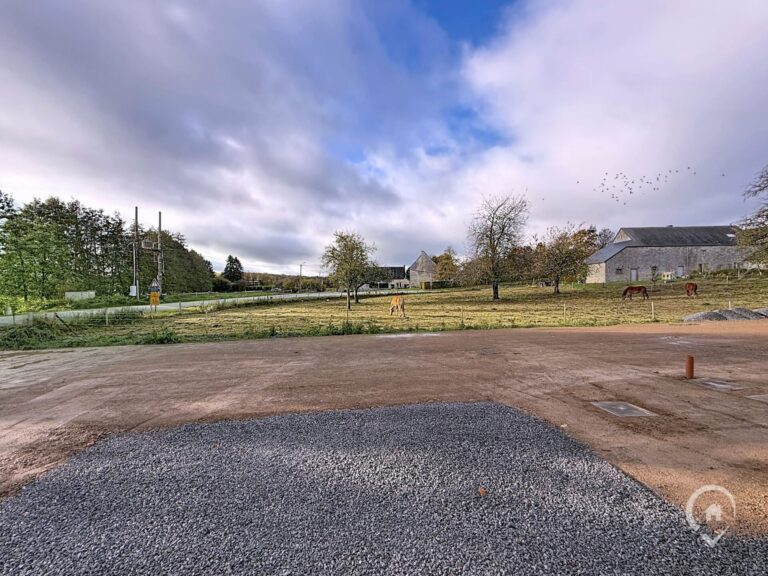 Condrogest - Maison 4 façades à vendre sur une parcelle de 7,33 ares