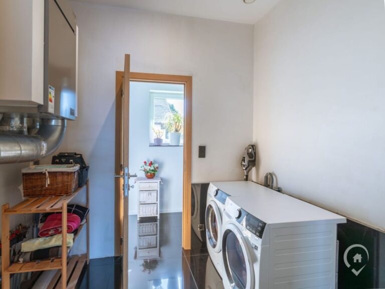 Condrogest - SOUS OPTION !!! Magnifique villa 3 chambres à vendre à Dave