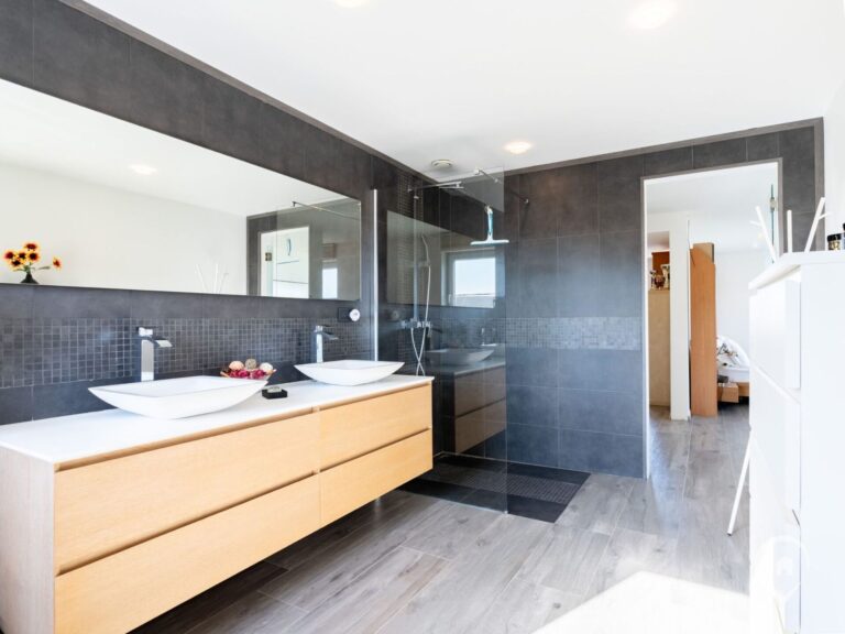 Condrogest - SOUS OPTION !!! Magnifique villa 3 chambres à vendre à Dave