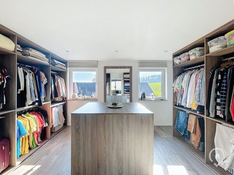 Condrogest - SOUS OPTION !!! Magnifique villa 3 chambres à vendre à Dave