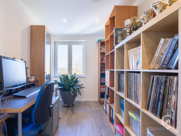 Condrogest - SOUS OPTION !!! Magnifique villa 3 chambres à vendre à Dave