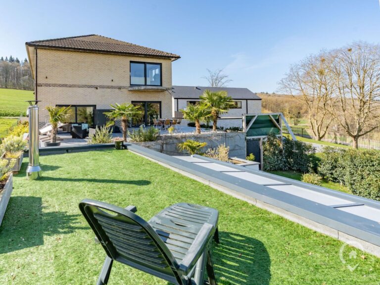 Condrogest - SOUS OPTION !!! Magnifique villa 3 chambres à vendre à Dave