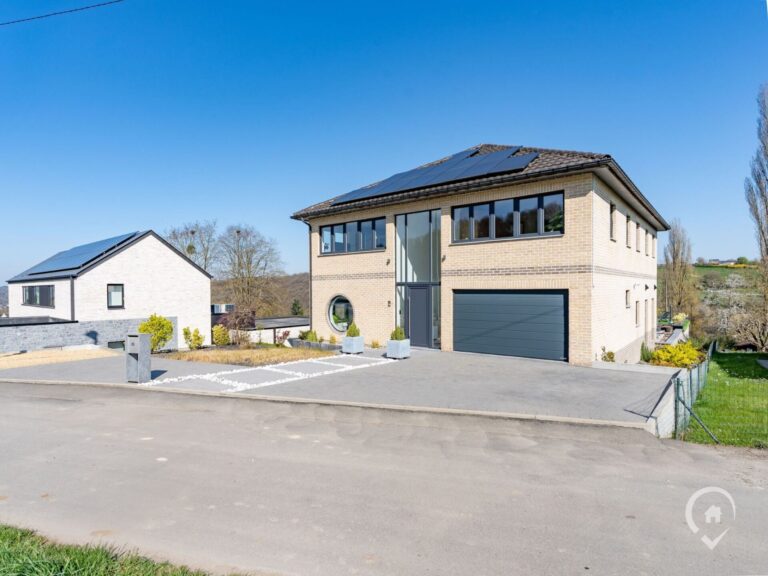 Condrogest - SOUS OPTION !!! Magnifique villa 3 chambres à vendre à Dave