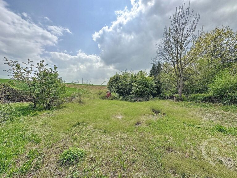 Condrogest - Terrain de 6 ares situé au coeur des campagnes