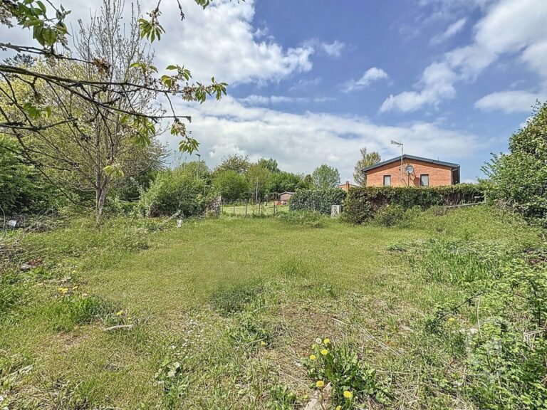 Condrogest - Terrain de 6 ares situé au coeur des campagnes