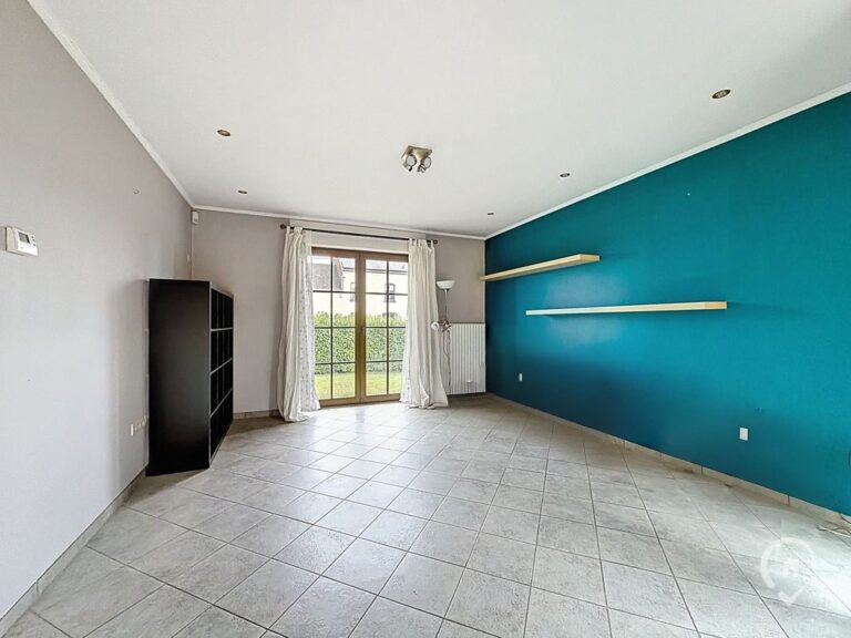 Condrogest - Villa 4 chambres à vendre à Haversin