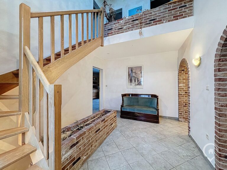 Condrogest - Villa 4 chambres à vendre à Haversin