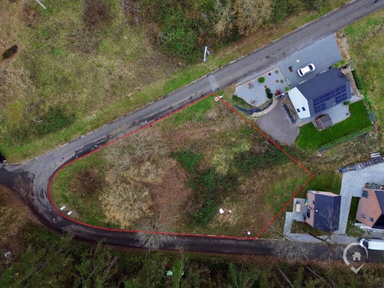 Condrogest - Terrain à bâtir de 10 ares à vendre à Waulsort