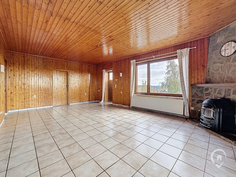 Condrogest - Villa 4 chambres avec vue à vendre à Loyers - Dinant