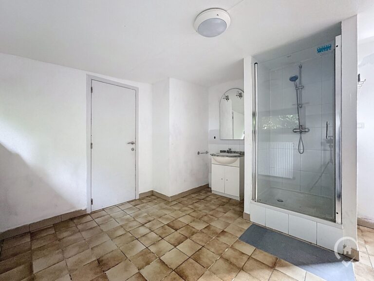 Condrogest - Villa 4 chambres avec vue à vendre à Loyers - Dinant