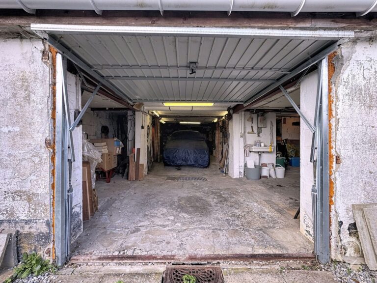 Condrogest - Villa 4 chambres avec vue à vendre à Loyers - Dinant