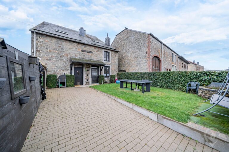 Condrogest - Authentique maison Ardennaise à vendre à Bourseigne