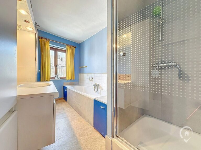 Condrogest - VENDU !!! Maison 4 façades 5 chambres à vendre à Marche-en-Famenne