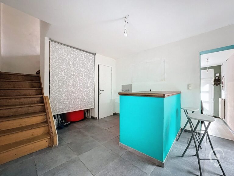 Condrogest - Maison 3 chambres, avec garage, PEB C à vendre à Anseremme