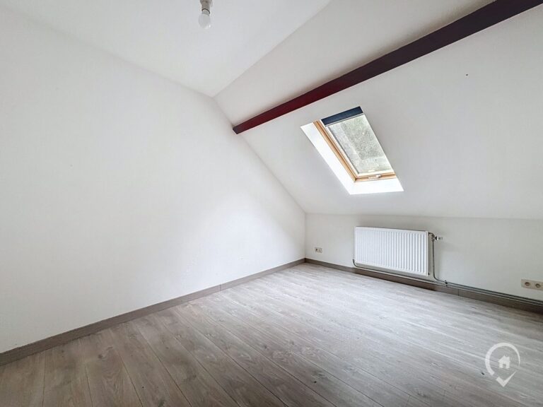 Condrogest - Maison 3 chambres, avec garage, PEB C à vendre à Anseremme