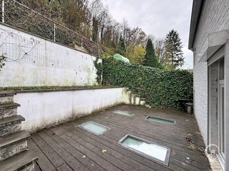 Condrogest - Maison 3 chambres, avec garage, PEB C à vendre à Anseremme