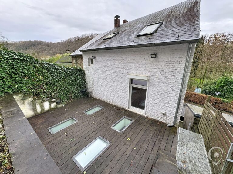 Condrogest - Maison 3 chambres, avec garage, PEB C à vendre à Anseremme