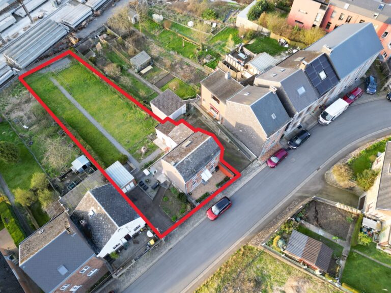 Condrogest - SOUS OPTION !!! Maison 2 chambres + terrain à bâtir à vendre à Ciney