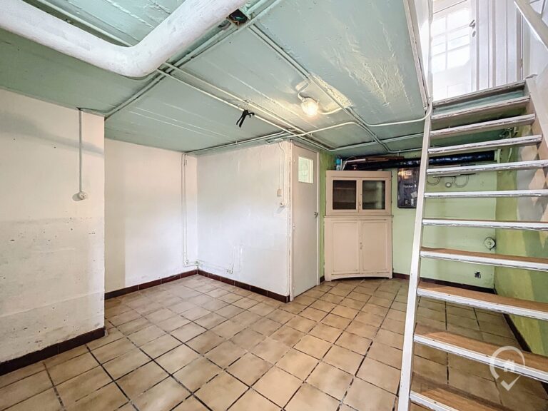 Condrogest - SOUS OPTION !!! Maison 2 chambres + terrain à bâtir à vendre à Ciney