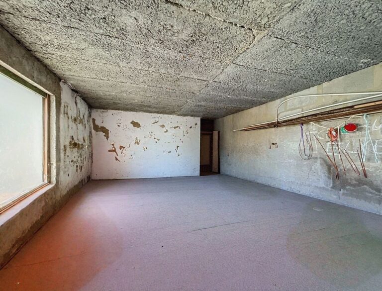 Condrogest - SOUS OPTION !!! Maison 2 chambres + terrain à bâtir à vendre à Ciney