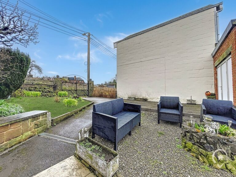 Condrogest - SOUS OPTION !!! Maison 2 chambres + terrain à bâtir à vendre à Ciney