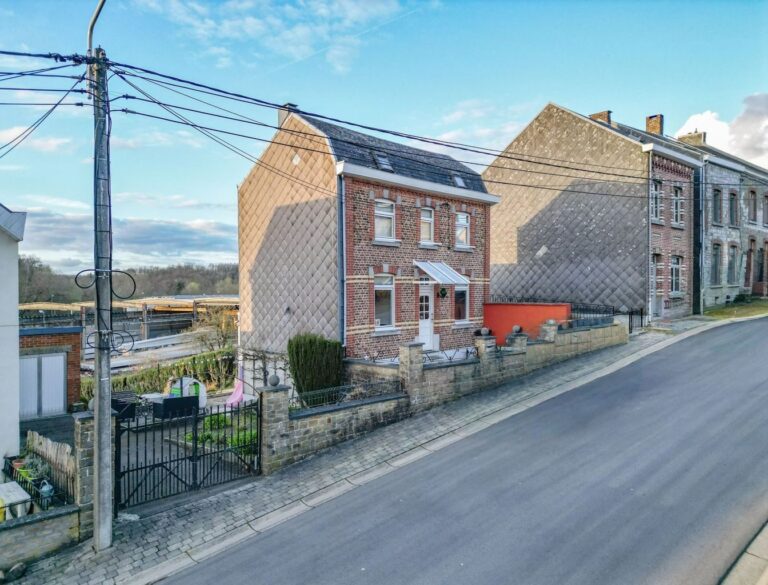 Condrogest - SOUS OPTION !!! Maison 2 chambres + terrain à bâtir à vendre à Ciney