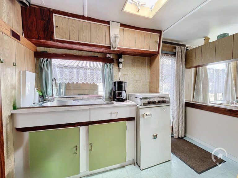 Condrogest - Caravane résidentielle à vendre à Hastière