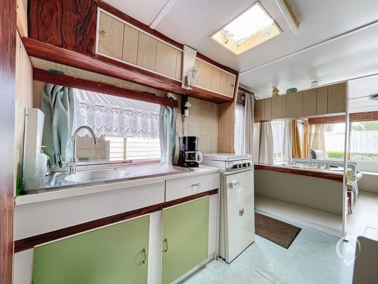 Condrogest - Caravane résidentielle à vendre à Hastière