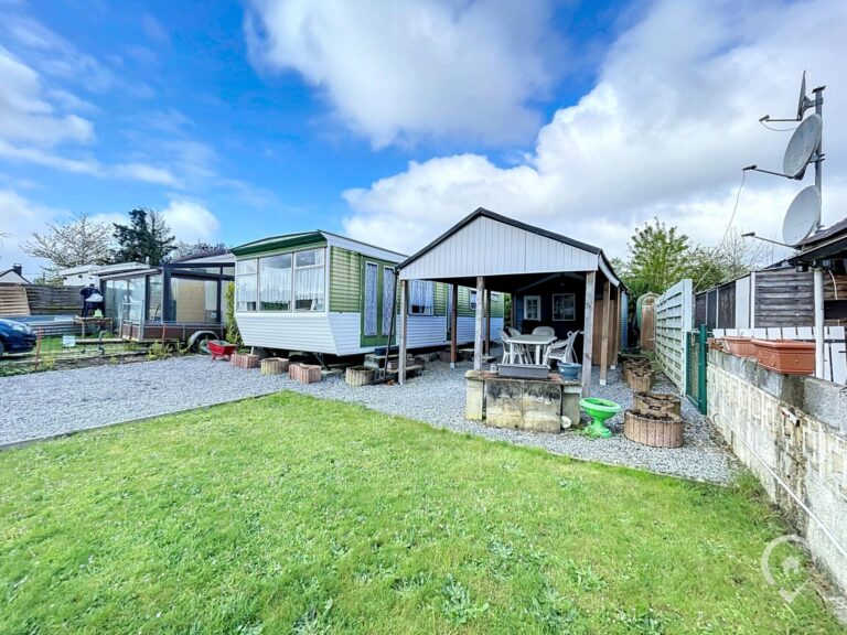 Condrogest - Caravane résidentielle à vendre à Hastière