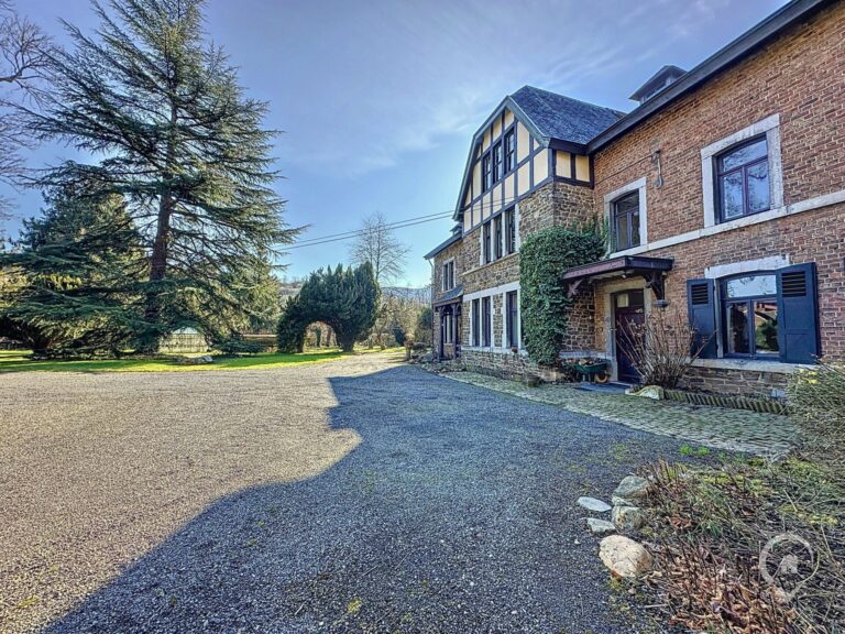 Condrogest - VENDU !!! Superbe propriété de charme, 8 chambres, à vendre à Aywaille