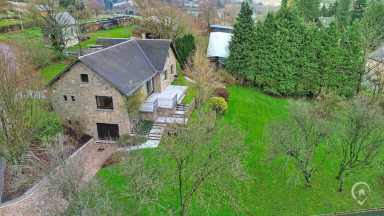 Condrogest - Belle maison à vendre avec jardin
