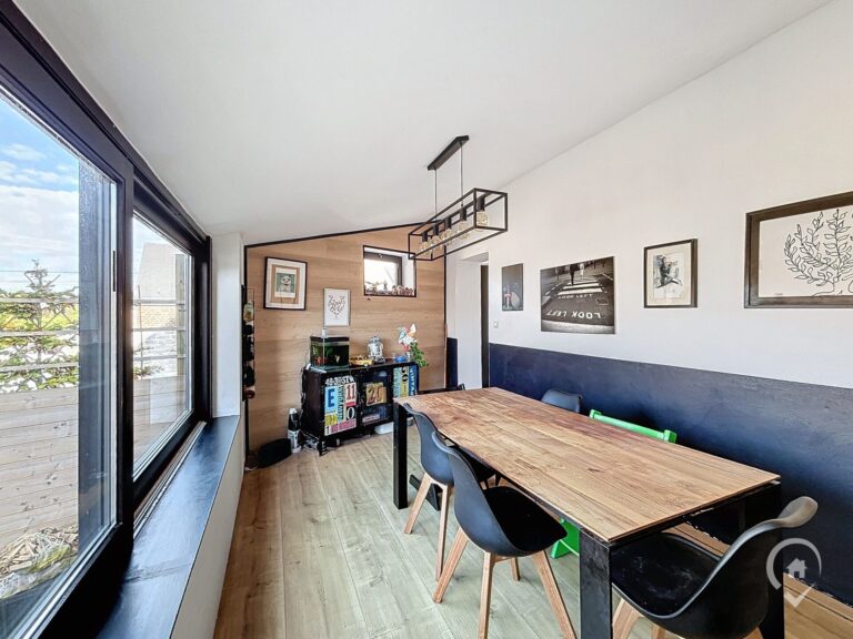 Condrogest - SOUS OPTION !!! Belle maison située à Erpent