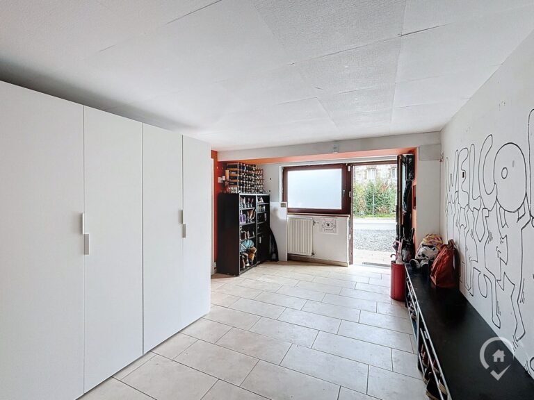 Condrogest - SOUS OPTION !!! Belle maison située à Erpent