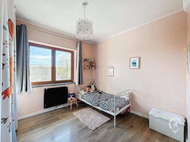 Condrogest - SOUS OPTION !!! Belle maison située à Erpent